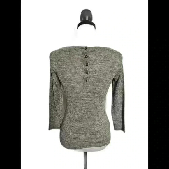 Stylish Gray Knitted Long Sleeve Top - Picture 2 of 3